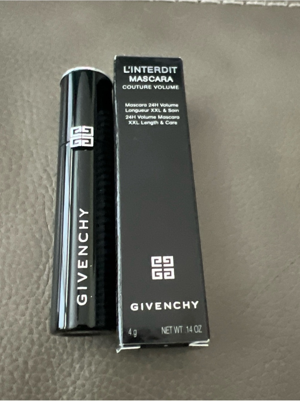 NIB Givenchy L'INTERDIT MASCARA COUTURE VOLUME 01 Black Travel Size .14 Oz